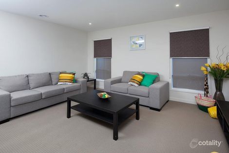 Property photo of 5 Prescott Drive Cranbourne North VIC 3977