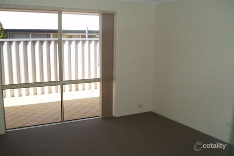Property photo of 31 Honours Rise Marangaroo WA 6064
