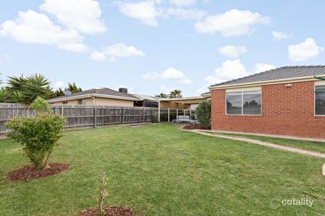 Property photo of 14 Ozzimo Drive Hillside VIC 3037