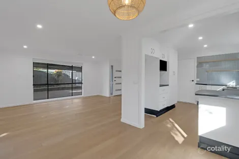 Property photo of 3 Della Close Narara NSW 2250