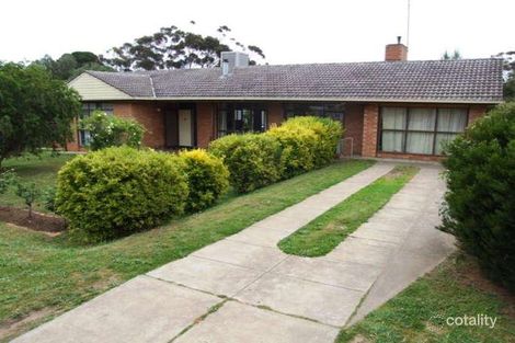 8 Marchant Rd, Strathalbyn, SA 5255