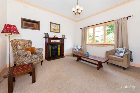 Property photo of 24 El Nido Grove Carnegie VIC 3163