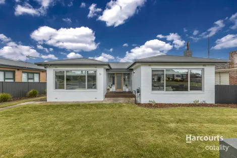 51 George St, Somerset, TAS 7322