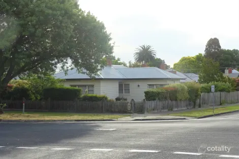 Property photo of 1 Armstrong Street Colac VIC 3250