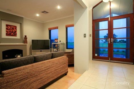 Property photo of 9 Hinckley Parkway Hocking WA 6065