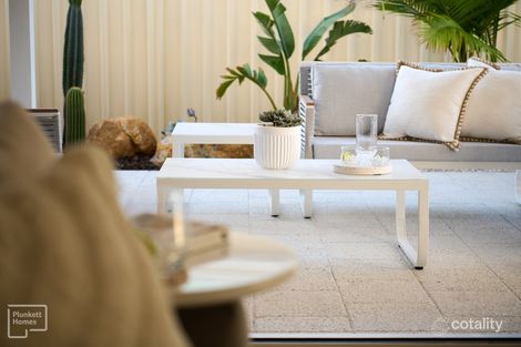 Property photo of 14 Sam Rosa Place Dayton WA 6055