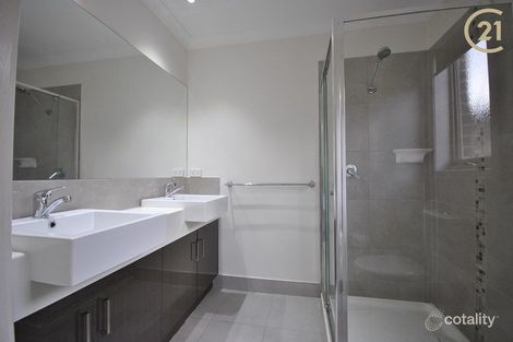 Property photo of 8 Saffron Avenue Officer VIC 3809