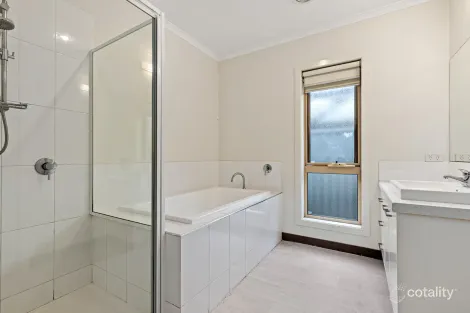 Property photo of 20 Merino Drive Alfredton VIC 3350