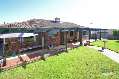 20 Mercedes Ave, Hallett Cove, SA 5158