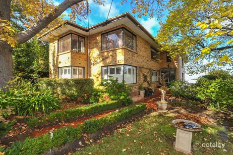 Property photo of 2/20 Chaucer Crescent Canterbury VIC 3126