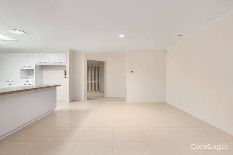 Property photo of 9 Edrington Park Drive Berwick VIC 3806