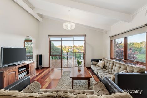 Property photo of 15 Blue Gum Close Templestowe Lower VIC 3107