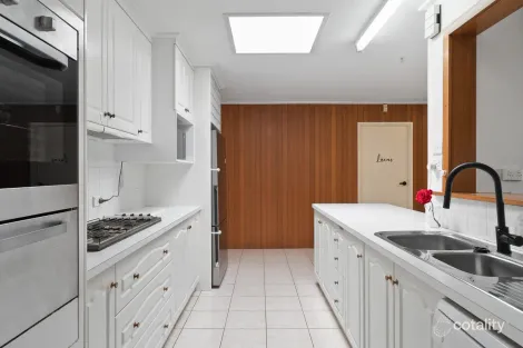 Property photo of 2 Highgate Court Frankston VIC 3199