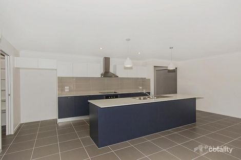 Property photo of 7 Cambridge Place Kensington Grove QLD 4341