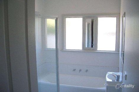 Property photo of 2 Chomley Avenue Wangaratta VIC 3677