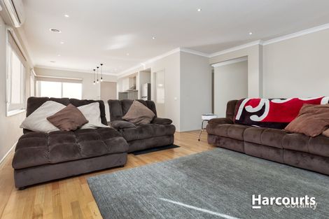 Property photo of 3 Macreadie Drive Berwick VIC 3806