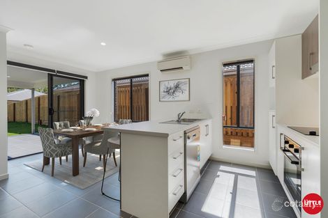 Property photo of 2/9 Bishampton Circuit Logan Reserve QLD 4133