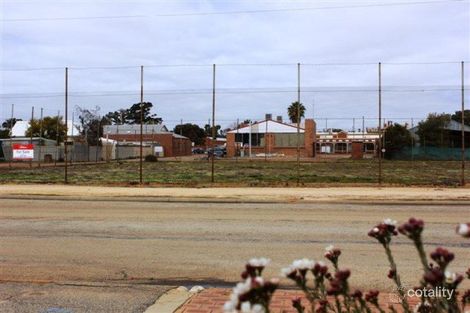 35 Coronation St, Merredin, WA 6415