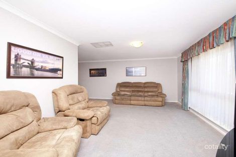 Property photo of 38 Kestrel Way Thornlie WA 6108