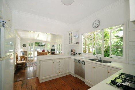 Property photo of 20 Curzon Street Mount Lofty QLD 4350