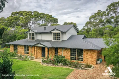 31 Queen St, Little Grove, WA 6330