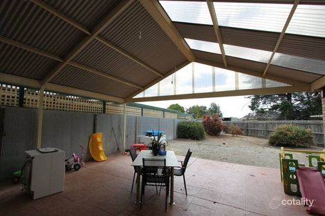 Property photo of 3 Carmarthen Close Werribee VIC 3030