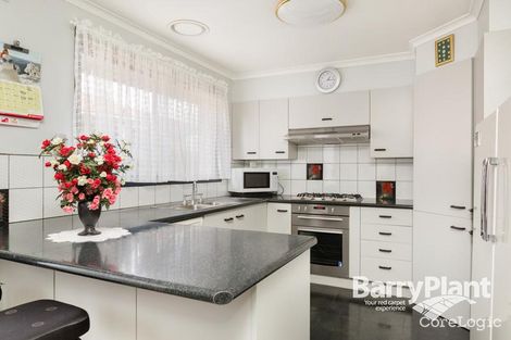 Property photo of 37 Whitehaven Crescent Noble Park North VIC 3174