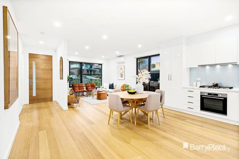 Property photo of 25 Winifred Street Oak Park VIC 3046
