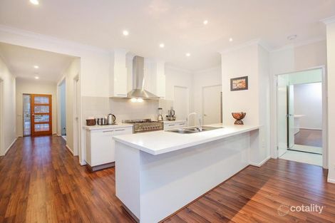 Property photo of 7 Caesia Way Caroline Springs VIC 3023