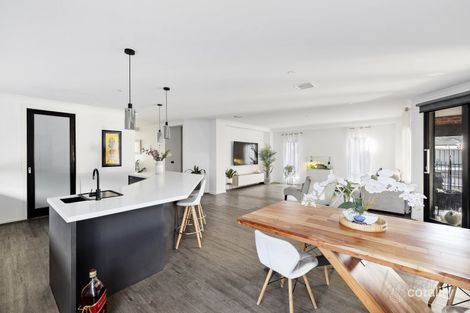 Property photo of 80 Bullion Avenue Wollert VIC 3750