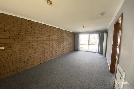 Property photo of 2/11 Beasley Avenue Werribee VIC 3030