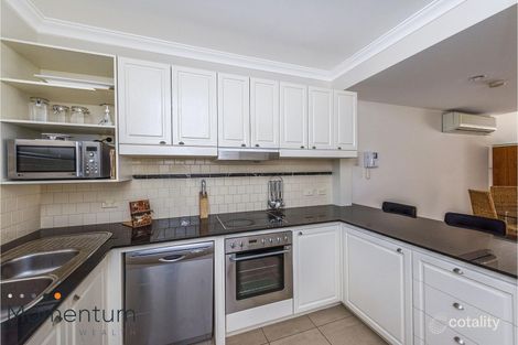 13/2 Agnew Way, Subiaco, WA 6008