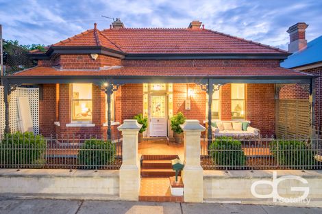 15 Burt St, Fremantle, WA 6160