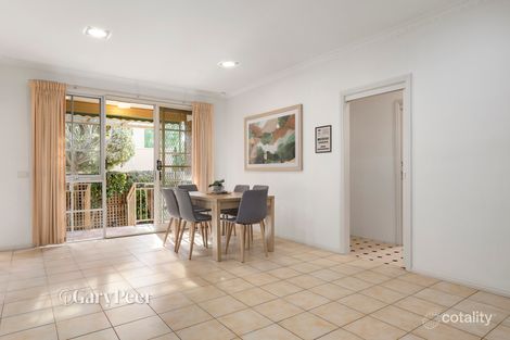 Property photo of 2/30 Wanda Road Caulfield North VIC 3161