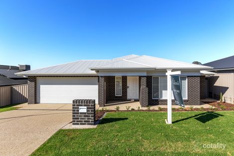 Property photo of 24 Gasnier Loop Boorooma NSW 2650