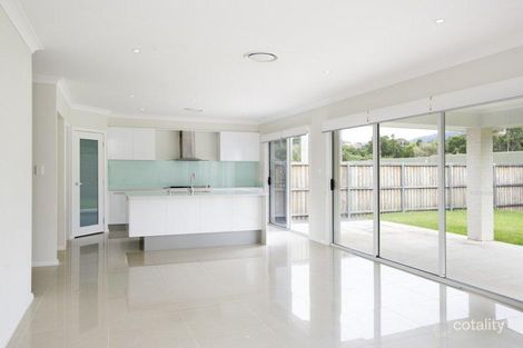 Property photo of 30 Samuel Close Thirroul NSW 2515