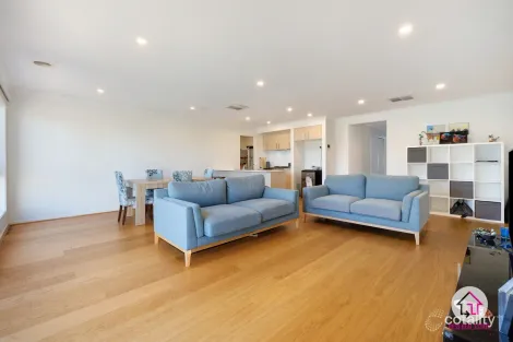 Property photo of 53 Bridgewater Parkway Wallan VIC 3756