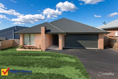 21 Yellow Rock Rd, Tullimbar, NSW 2527