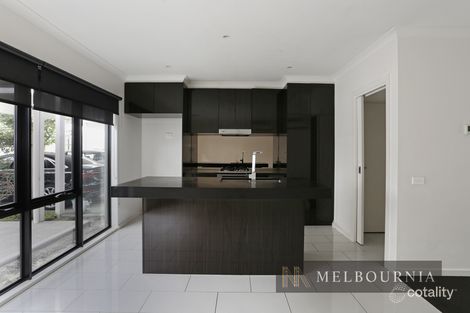 Property photo of 30 Orana Way Springvale VIC 3171