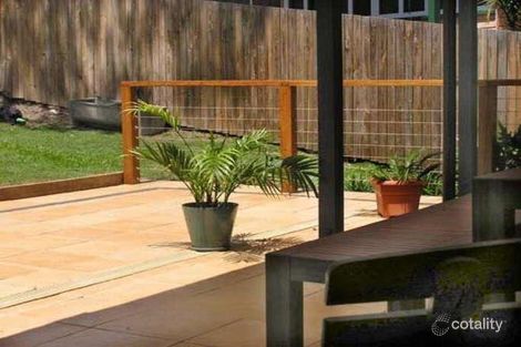 Property photo of 90 Dell Road St Lucia QLD 4067