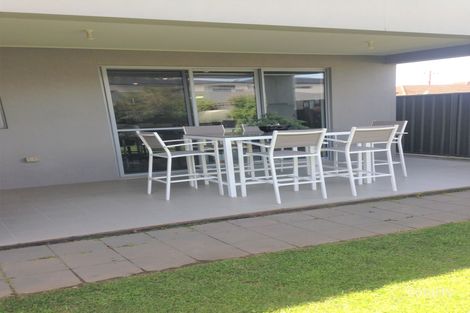 Property photo of 2/276 Tapleys Hill Road Seaton SA 5023