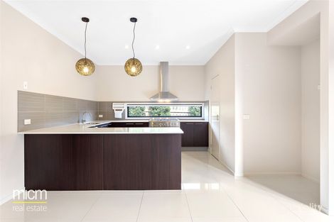 Property photo of 51 Campaspe Way Point Cook VIC 3030