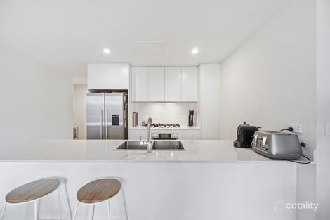 Property photo of 102D/2 Rowe Drive Potts Hill NSW 2143