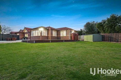 16 Hillrise Cl, Narre Warren South, VIC 3805