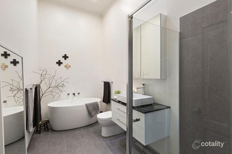 Property photo of 18 Bayview Street Prahran VIC 3181