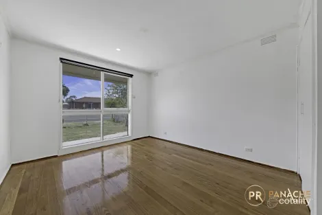 Property photo of 35 Gillespie Road St Albans VIC 3021