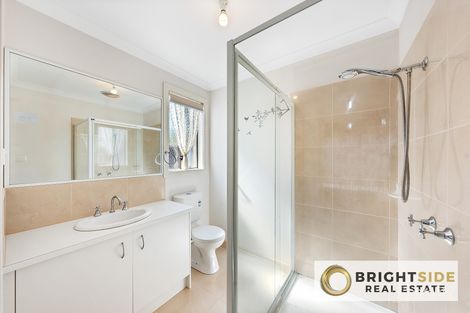 Property photo of 11 Valencia Circuit Cranbourne VIC 3977