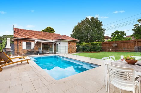 2a Bristol Ave, Normanhurst, NSW 2076