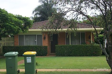 17 Bardon Ave, Miami, QLD 4220