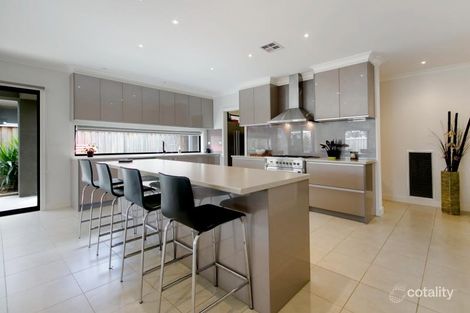 Property photo of 151 Sandhurst Boulevard Sandhurst VIC 3977